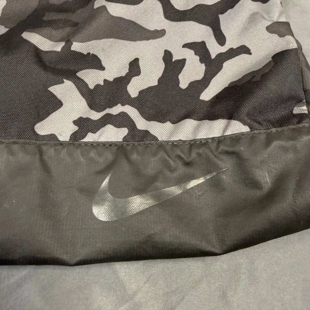 Nike Camo Drawstring Backpack Grey Black Camouflage Gym Bag BA5758-036